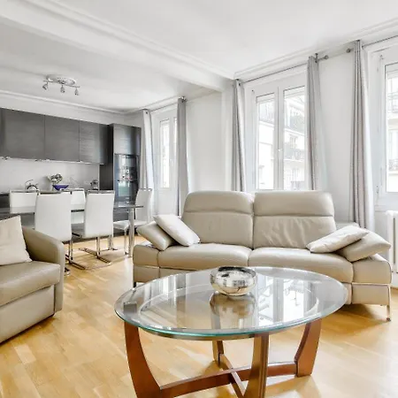 Au Coeur Du 17eme Appartement